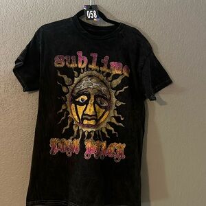 58 NWOT Sublime Tee With Pink And Yellow